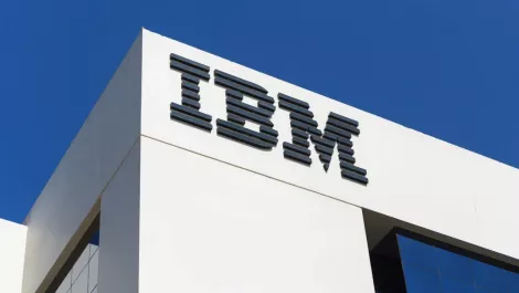 IBM targets hybrid cloud with VMware partnership